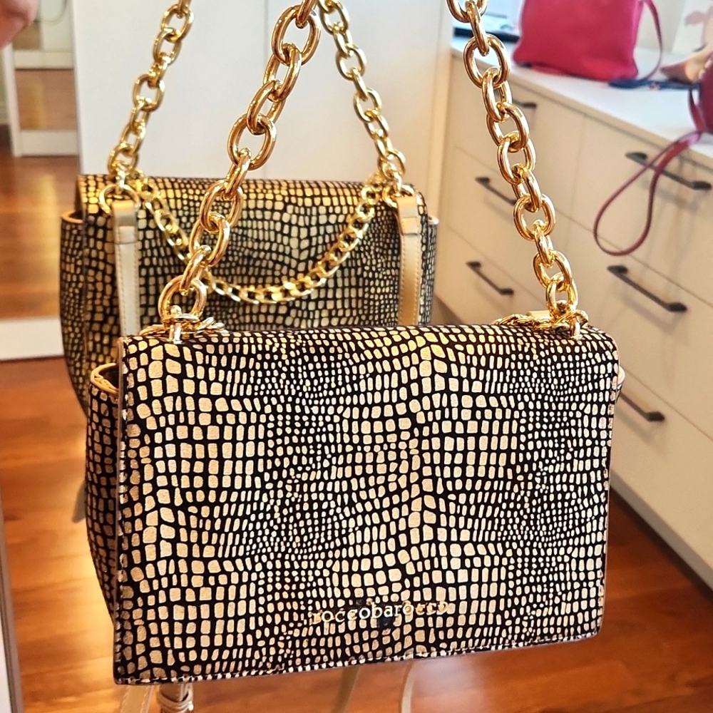 Rocco Barocco gold and black purse